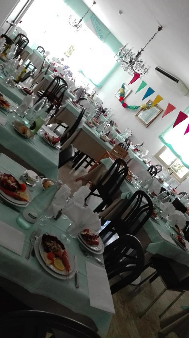 מיסאנו אדריאטיקו Hotel Ivana מראה חיצוני תמונה
